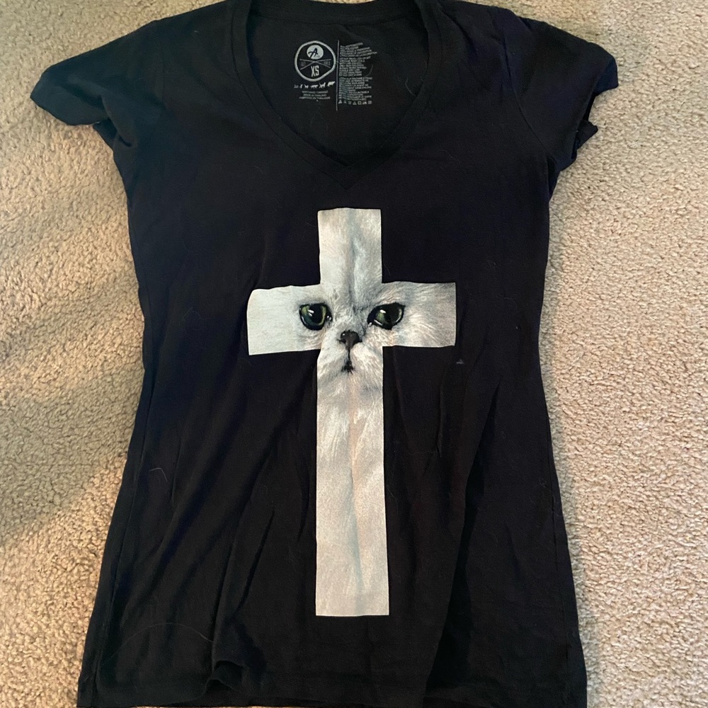 BLACK TEE